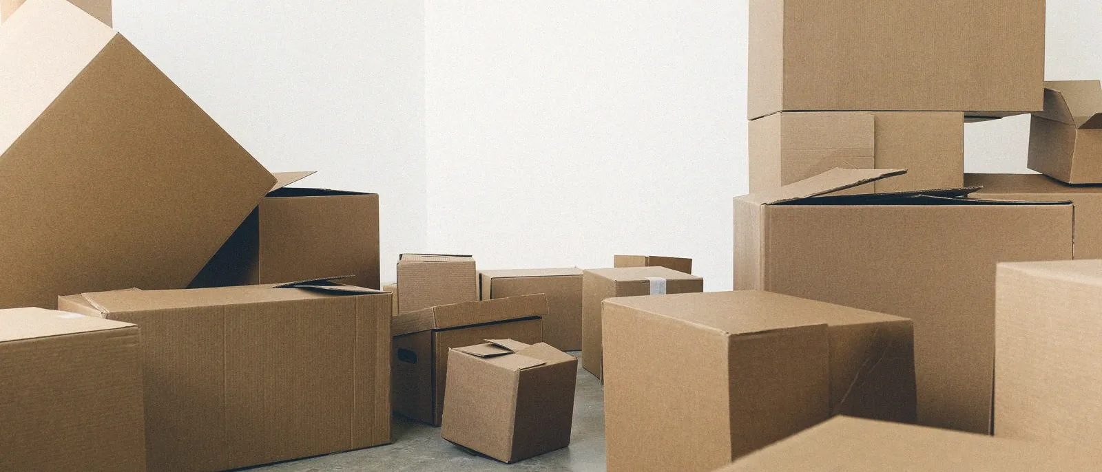 l'état des lieux de sortie, cartons faits et clés rendues