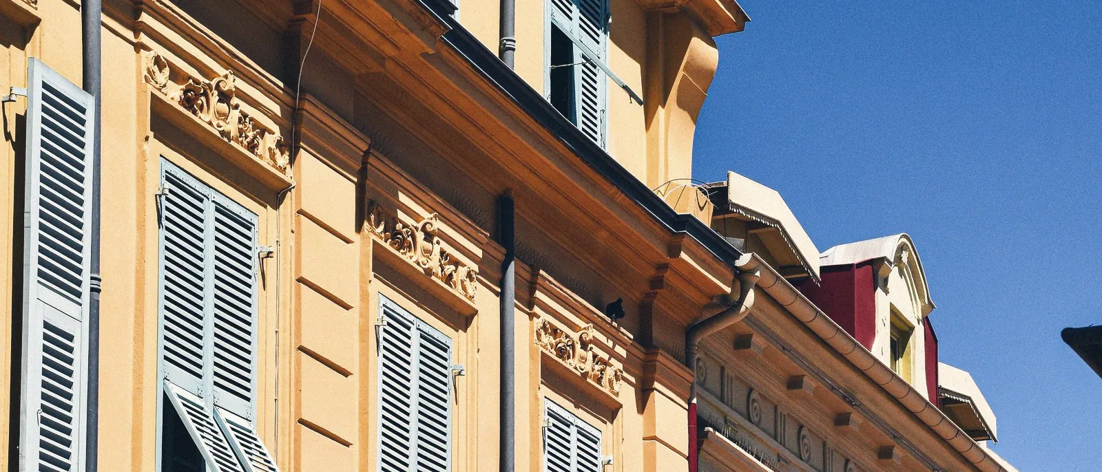 les façades colorées du Vieux-Nice